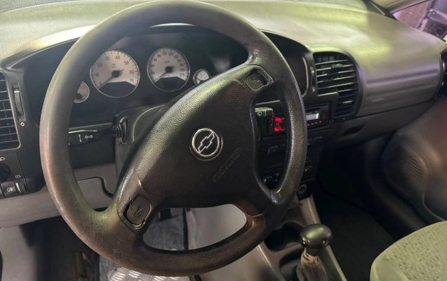 imagem-https://www.socarrao.com.br/sc-vehicle-images-prod/4402178/1792527773716-vehicle_image_1792527705_92f1038b24a7b8686e5d972537251ae3.jpeg