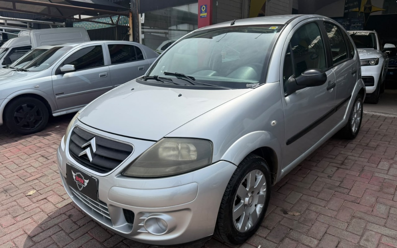 Citroën C3 2012 Prata — foto 1 de 3