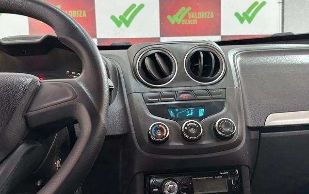 imagem-https://www.socarrao.com.br/sc-vehicle-images-prod/4402235/1792513908584-ce84a471-fe0d-438f-ae62-e720c17ea40b.jpg
