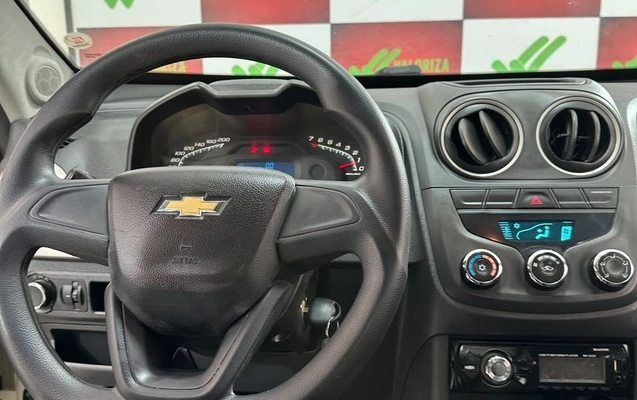 imagem-https://www.socarrao.com.br/sc-vehicle-images-prod/4402235/1792513908588-bfea2fcf-8b9b-41c1-b332-bfce455b1514.jpg