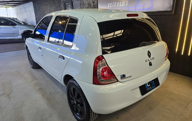 imagem-https://www.socarrao.com.br/sc-vehicle-images-prod/4402237/1792513922031-NC5qcGVn.jpeg