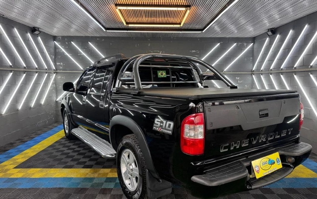 imagem-https://www.socarrao.com.br/sc-vehicle-images-prod/4402240/1792513935520-gb-a17dc8d.jpeg