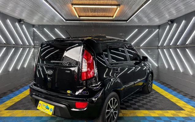 imagem-https://www.socarrao.com.br/sc-vehicle-images-prod/4402273/1792514274771-gb-9209132.jpeg