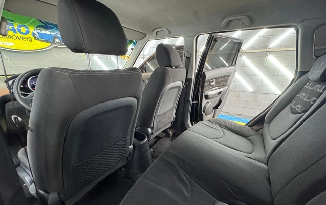 imagem-https://www.socarrao.com.br/sc-vehicle-images-prod/4402273/1792514274776-gb-719e41f.jpeg