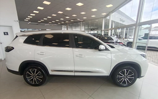 imagem-https://www.socarrao.com.br/sc-vehicle-images-prod/4402391/1792515351544-5be800ec-5dee-43d1-ad94-c1bd1445900b20261020134046.jpeg
