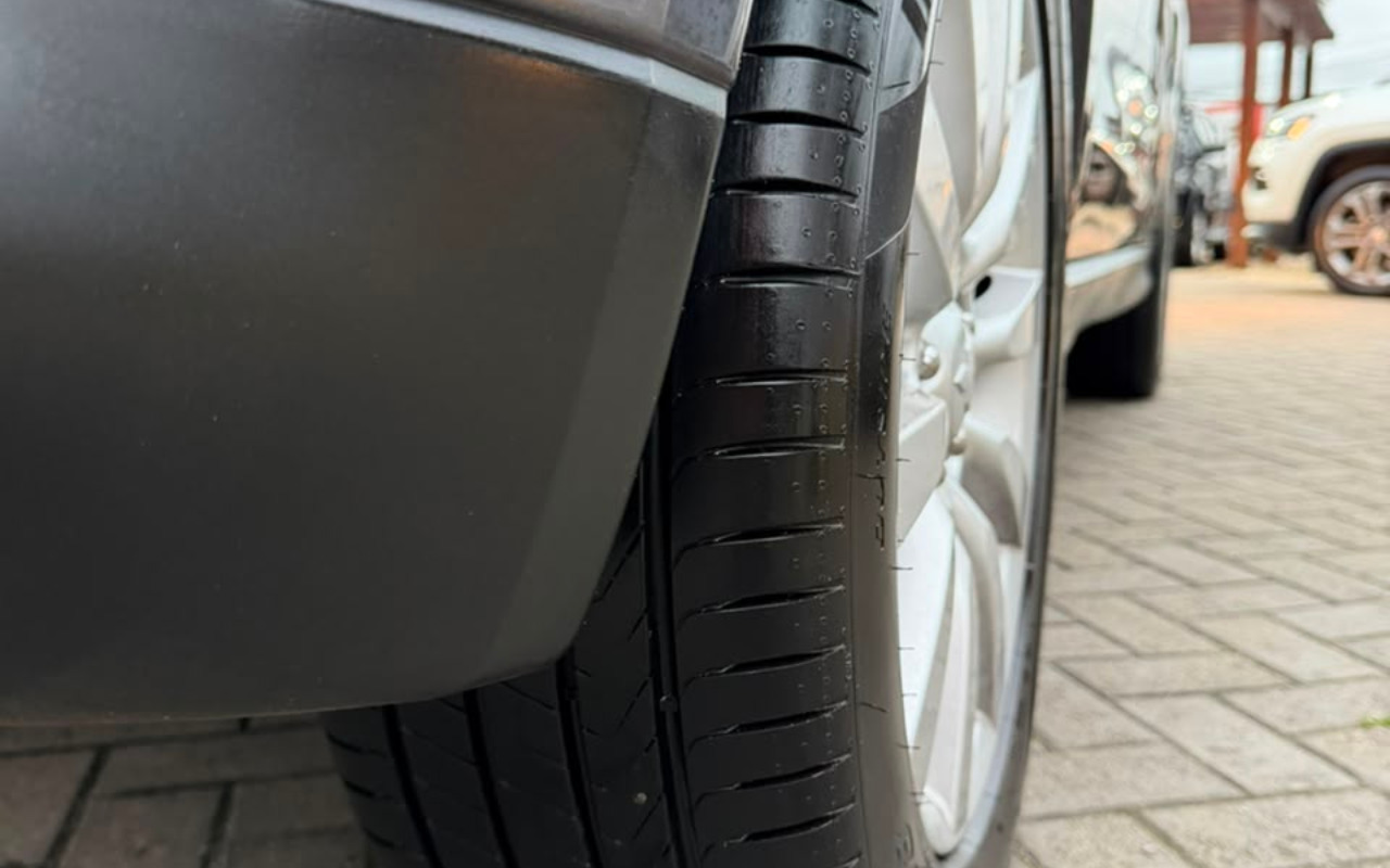 imagem-https://www.socarrao.com.br/sc-vehicle-images-prod/4402396/1792515386037-V2hhdHNBcHAgSW1hZ2UgMjAyNi0wOC0yNSBhdCAxNy41OS41MS5qcGVn.jpeg