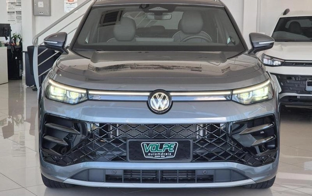 imagem-https://www.socarrao.com.br/sc-vehicle-images-prod/4402434/1792519070277-8586887_1_B_7fe1eb2b9d.jpeg