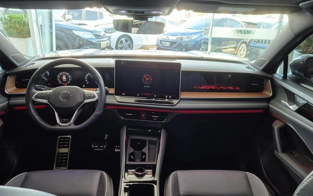 imagem-https://www.socarrao.com.br/sc-vehicle-images-prod/4402434/1792519070285-8586887_7_B_d140e2fc96.jpeg