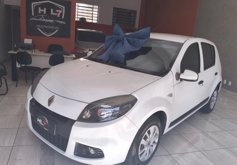 Renault Sandero 2014 Branco — foto 1 de 3