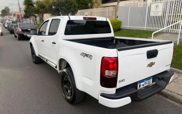 imagem-https://www.socarrao.com.br/sc-vehicle-images-prod/4402469/1792515712907-8181477_1_B_18d293d8d1.jpeg