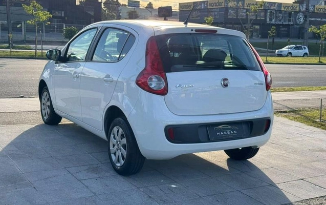 imagem-https://www.socarrao.com.br/sc-vehicle-images-prod/4402484/1792528369727-8583782_5_B_d8d939d588.jpeg