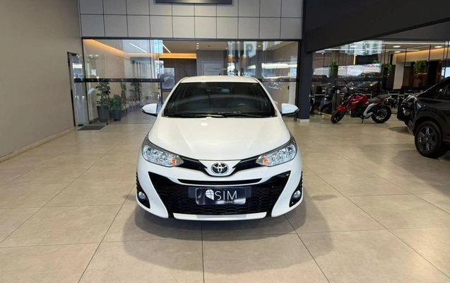 imagem-https://www.socarrao.com.br/sc-vehicle-images-prod/4402486/1792515868062-8588228_13_B_3ca8f9a6f5.jpeg