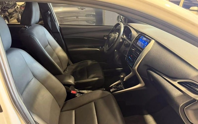 imagem-https://www.socarrao.com.br/sc-vehicle-images-prod/4402486/1792515868079-8588228_2_B_84cbfb2ed4.jpeg