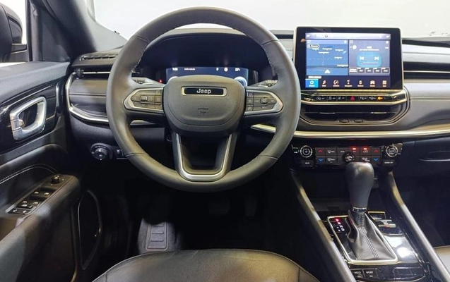 imagem-https://www.socarrao.com.br/sc-vehicle-images-prod/4402490/1792586707462-8588269_9_B_089f71fde0.jpeg