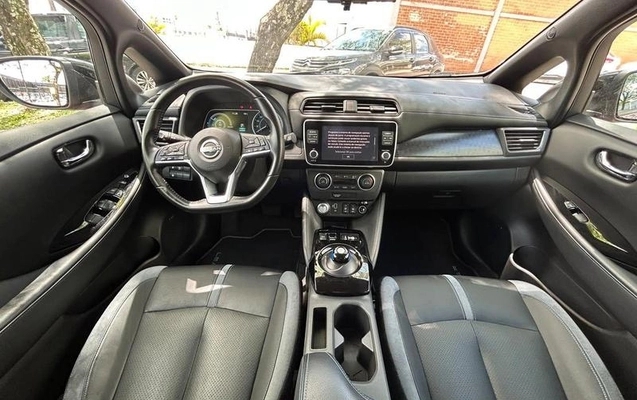 imagem-https://www.socarrao.com.br/sc-vehicle-images-prod/4402510/1792517248774-8578726_6_B_b9aaa99d90.jpeg