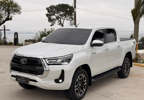 Toyota Hilux 2023 Branco — foto 1 de 3