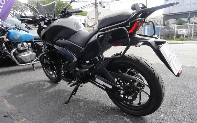 imagem-https://www.socarrao.com.br/sc-vehicle-images-prod/4402584/1792532666096-8588312_9_B_e834e3f33d.jpeg
