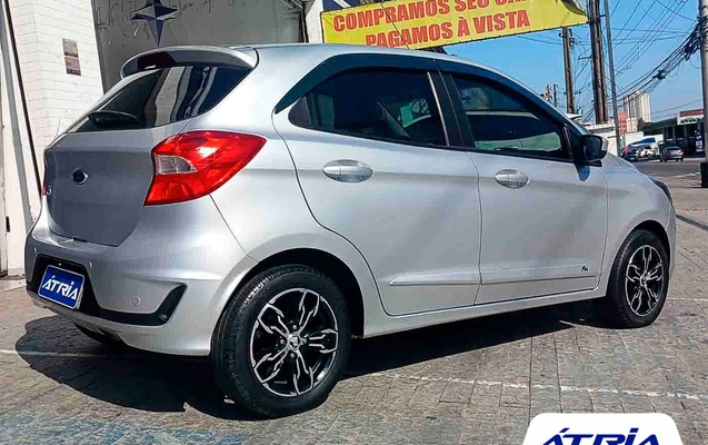 imagem-https://www.socarrao.com.br/sc-vehicle-images-prod/4402588/1792700048396-d3fddf4c-c7e0-4131-8618-5f3cd63ee988.jpg
