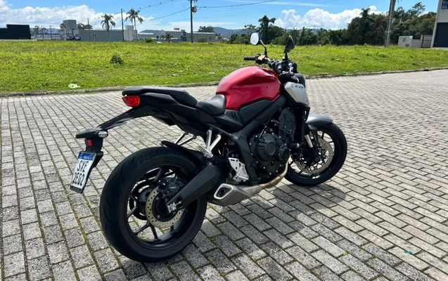 imagem-https://www.socarrao.com.br/sc-vehicle-images-prod/4402591/1792516596317-1_012834.jpg