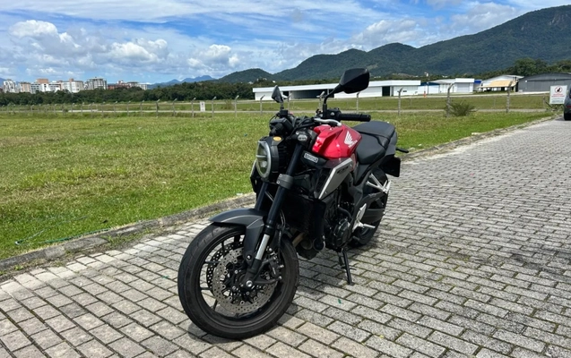imagem-https://www.socarrao.com.br/sc-vehicle-images-prod/4402591/1792516596319-1_012840.jpg