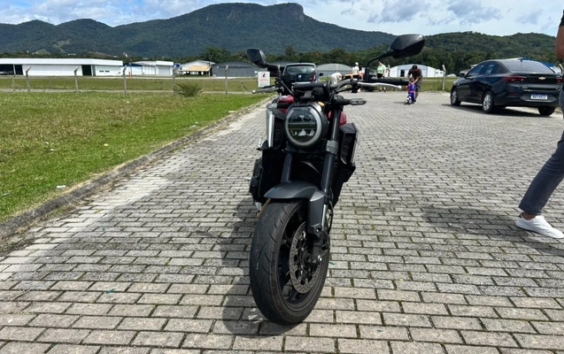 imagem-https://www.socarrao.com.br/sc-vehicle-images-prod/4402591/1792516596320-1_012848.jpg