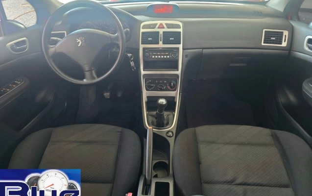 imagem-https://www.socarrao.com.br/sc-vehicle-images-prod/4402594/1792516635239-QVI3LmpwZWc.jpeg