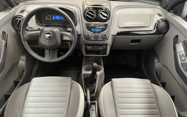 imagem-https://www.socarrao.com.br/sc-vehicle-images-prod/4402596/1792516686419-sSyqUv17zKzWIpiGhe56vYW4mpPY1K30.jpg