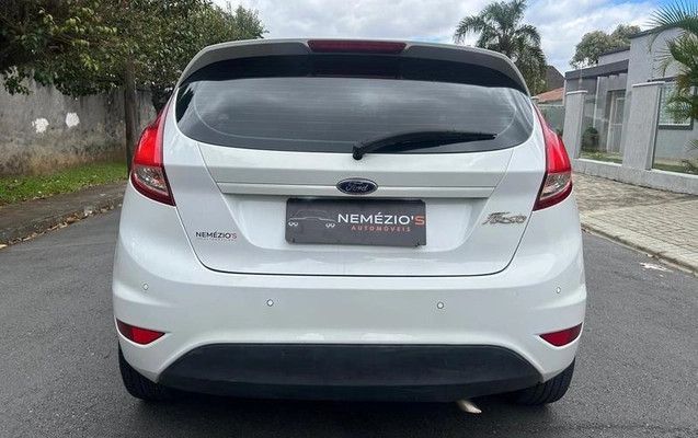 imagem-https://www.socarrao.com.br/sc-vehicle-images-prod/4402625/1792518582085-8588400_1_B_b7aa339121.jpeg