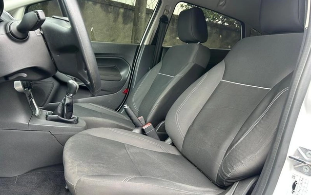 imagem-https://www.socarrao.com.br/sc-vehicle-images-prod/4402625/1792518582088-8588400_6_B_5f1f7b67e5.jpeg