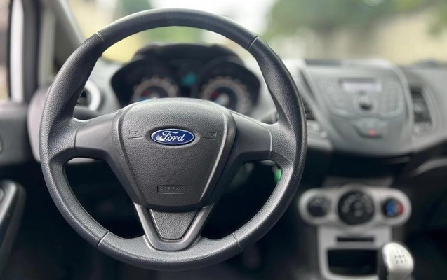 imagem-https://www.socarrao.com.br/sc-vehicle-images-prod/4402625/1792518582095-8588400_9_B_a336858cb2.jpeg