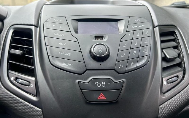 imagem-https://www.socarrao.com.br/sc-vehicle-images-prod/4402625/1792518582096-8588400_11_B_61b4dd9cad.jpeg