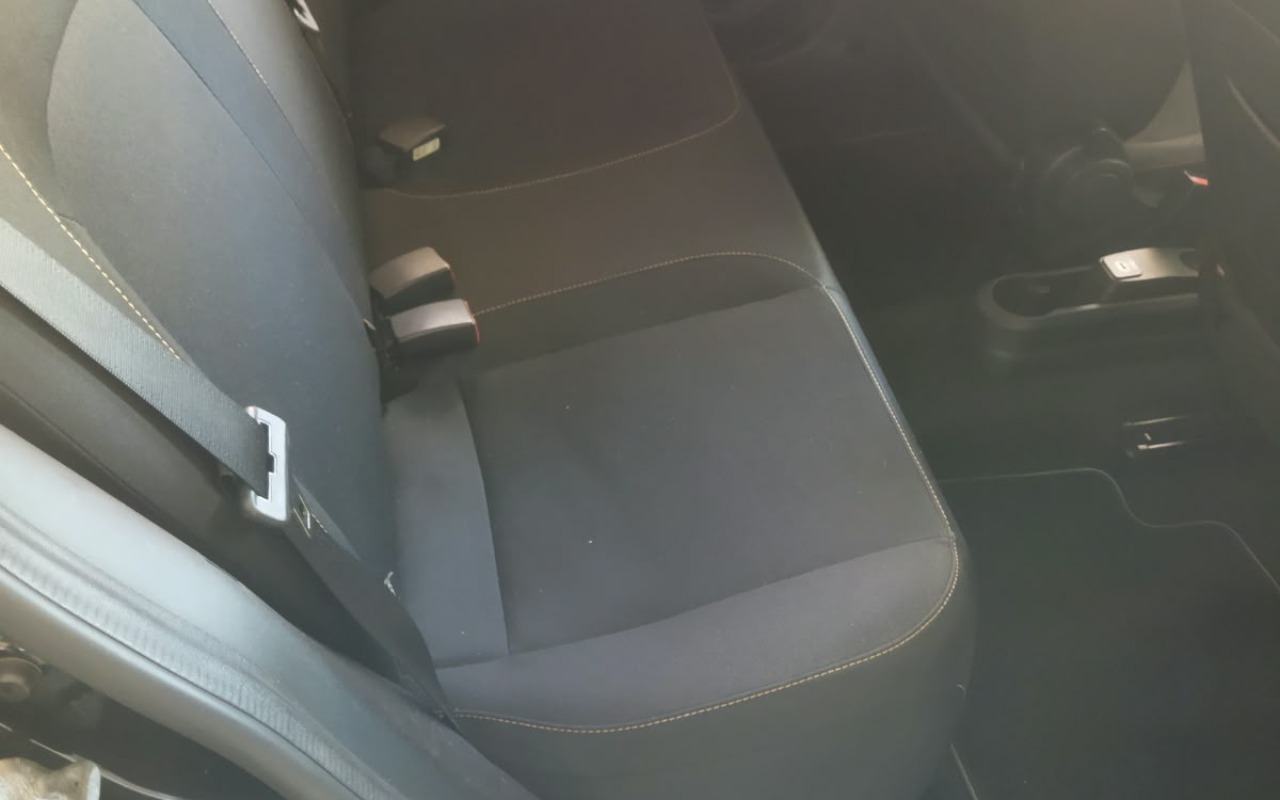 imagem-https://www.socarrao.com.br/sc-vehicle-images-prod/4402631/1792517087923-NmQxMmQzNzctMWY0MC00ODRmLWE0OTQtNmUxYTIzNGQ3YTlkLmpwZw.jpg