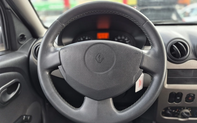 imagem-https://www.socarrao.com.br/sc-vehicle-images-prod/4402633/1792517122927-003_782c9fde00f0bdd02d3431bc28c9b71d.jpg