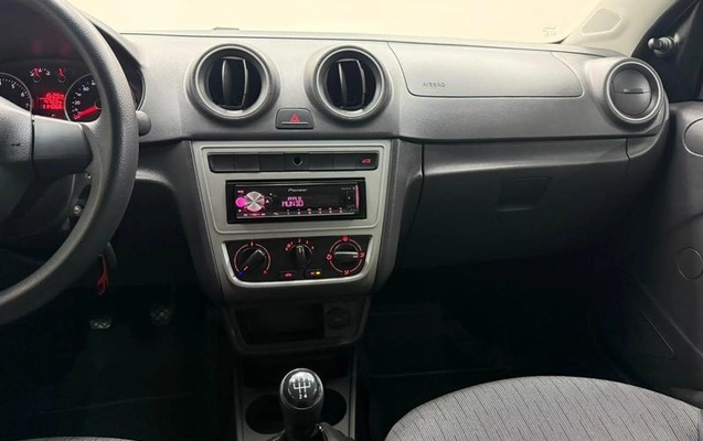 imagem-https://www.socarrao.com.br/sc-vehicle-images-prod/4402660/1792684729669-8573500_14_B_536fcc57e1.jpeg