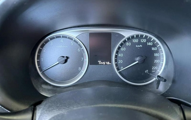 imagem-https://www.socarrao.com.br/sc-vehicle-images-prod/4402662/1792517353048-8583816_7_B_f4385cd0f7.jpeg