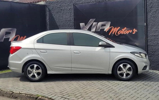 imagem-https://www.socarrao.com.br/sc-vehicle-images-prod/4402664/1792784270880-8588429_2_B_ebc9b28ae4.jpeg