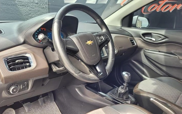 imagem-https://www.socarrao.com.br/sc-vehicle-images-prod/4402664/1792784270890-8588429_6_B_d38dca8ca7.jpeg