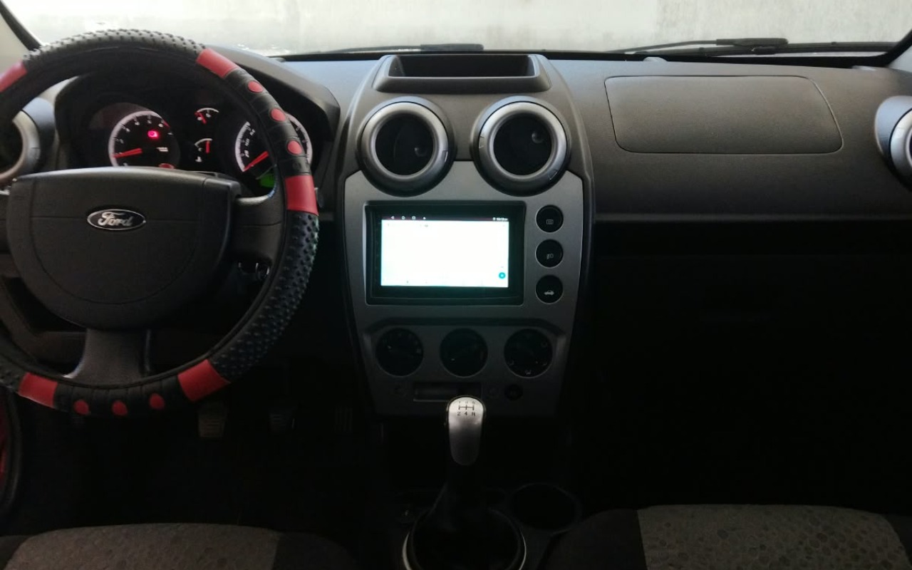 imagem-https://www.socarrao.com.br/sc-vehicle-images-prod/4402667/1792517359423-OWM2NjgxODYtMzM3Zi00YjcxLWI2MmQtMGE1ZTNjZjZjZTgwLmpwZw.jpg