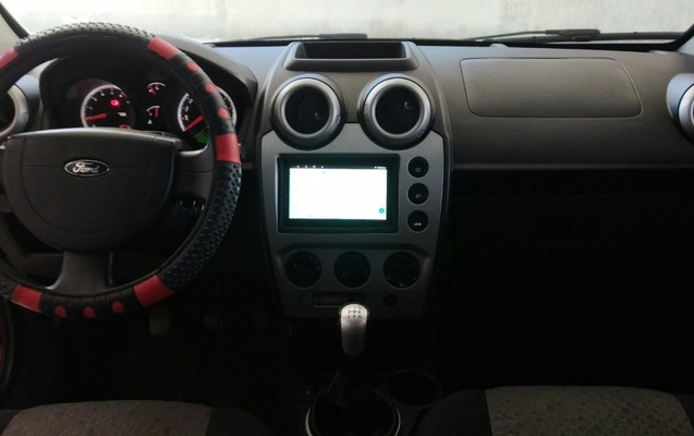 imagem-https://www.socarrao.com.br/sc-vehicle-images-prod/4402667/1792517359423-OWM2NjgxODYtMzM3Zi00YjcxLWI2MmQtMGE1ZTNjZjZjZTgwLmpwZw.jpg