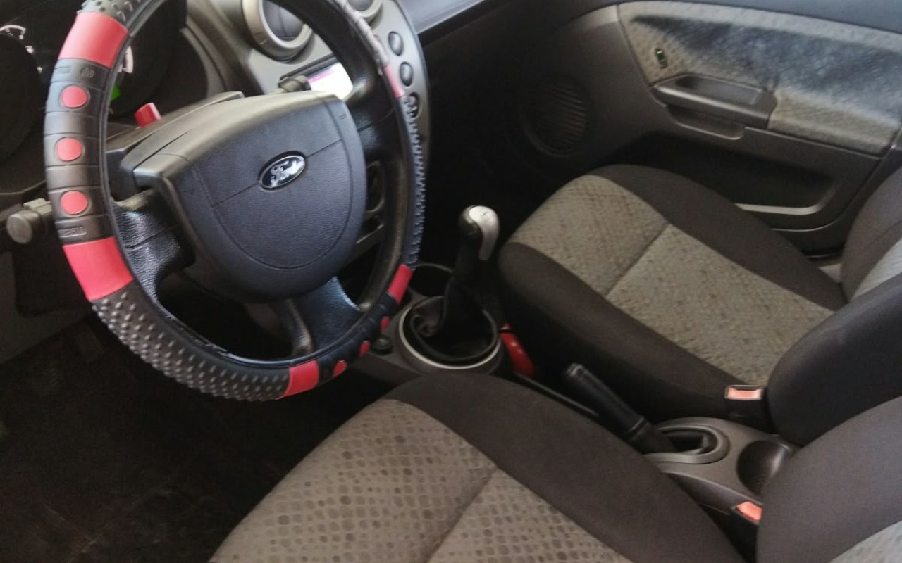 imagem-https://www.socarrao.com.br/sc-vehicle-images-prod/4402667/1792517359481-MTllZDEwZDQtNWVjZS00Y2MxLThiZWItZmM5MTcwNmVhNTBmLmpwZw.jpg