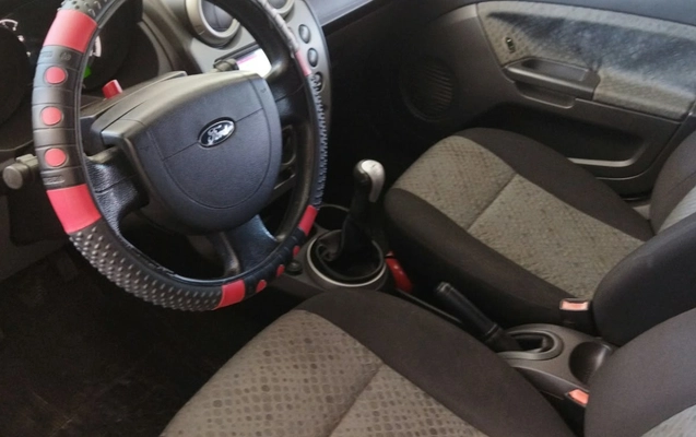 imagem-https://www.socarrao.com.br/sc-vehicle-images-prod/4402667/1792517359481-MTllZDEwZDQtNWVjZS00Y2MxLThiZWItZmM5MTcwNmVhNTBmLmpwZw.jpg