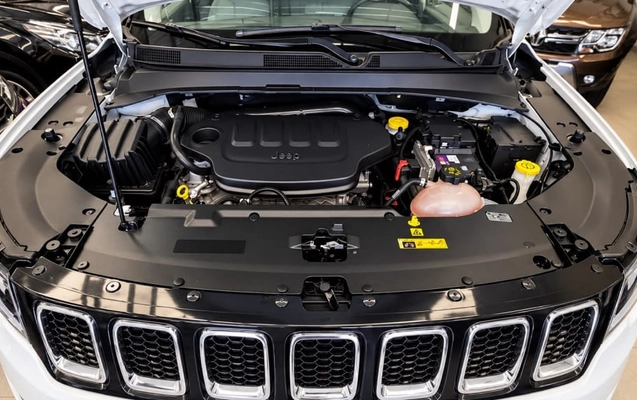 imagem-https://www.socarrao.com.br/sc-vehicle-images-prod/4402679/1792517432193-vehicle_image_1792517372_a3fb48cedb5ce6397de0492edaeedb31.jpeg