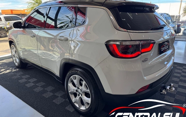 imagem-https://www.socarrao.com.br/sc-vehicle-images-prod/4402687/1792517475762-d37e2b67a0ea4a8ca6ef319507e128e4_1792517341513.jpg