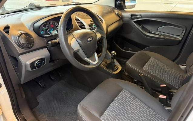 imagem-https://www.socarrao.com.br/sc-vehicle-images-prod/4402689/1792697282104-8579130_9_B_6ca54ac137.jpeg