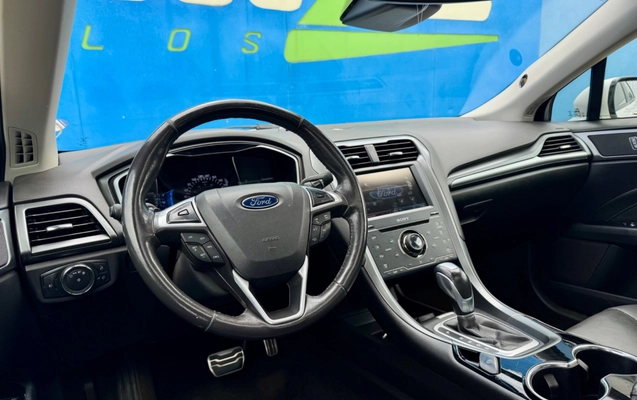imagem-https://www.socarrao.com.br/sc-vehicle-images-prod/4402746/1792788344605-3d1d9689-0e37-47a5-bf6d-f585b5af72e8.jpg