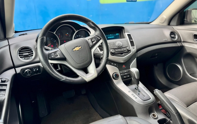 imagem-https://www.socarrao.com.br/sc-vehicle-images-prod/4402751/1792517831485-f79e829e-9d41-4cd7-bfae-d1affb8ae59f.jpg