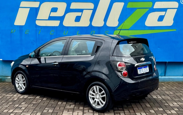 imagem-https://www.socarrao.com.br/sc-vehicle-images-prod/4402752/1792517838851-3b79e69e-f15f-493c-ae3d-80a33ee68a8a.jpg