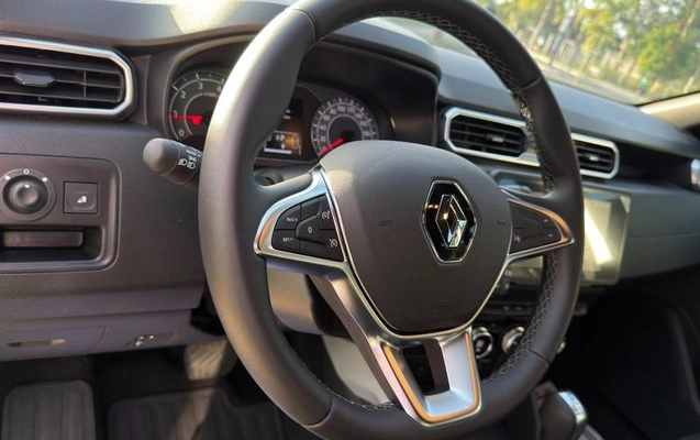 imagem-https://www.socarrao.com.br/sc-vehicle-images-prod/4402761/1792518004478-8586883_13_B_cfe160cc42.jpeg