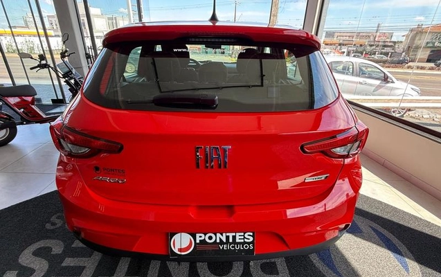 imagem-https://www.socarrao.com.br/sc-vehicle-images-prod/4402766/1792518023581-8588536_3_B_61c47c33fe.jpeg