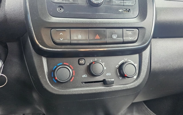imagem-https://www.socarrao.com.br/sc-vehicle-images-prod/4402783/1792679090803-Y5AjSR030ar4nAcgIpS9DaYWPc9L6z6u.jpg